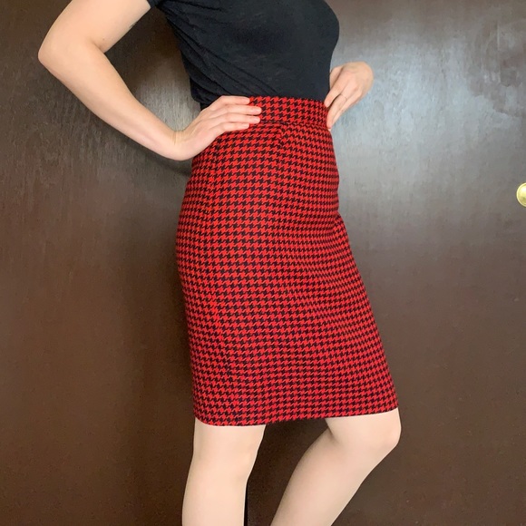 Vintage Wool Houndstooth Pencil Skirt - Picture 4 of 7